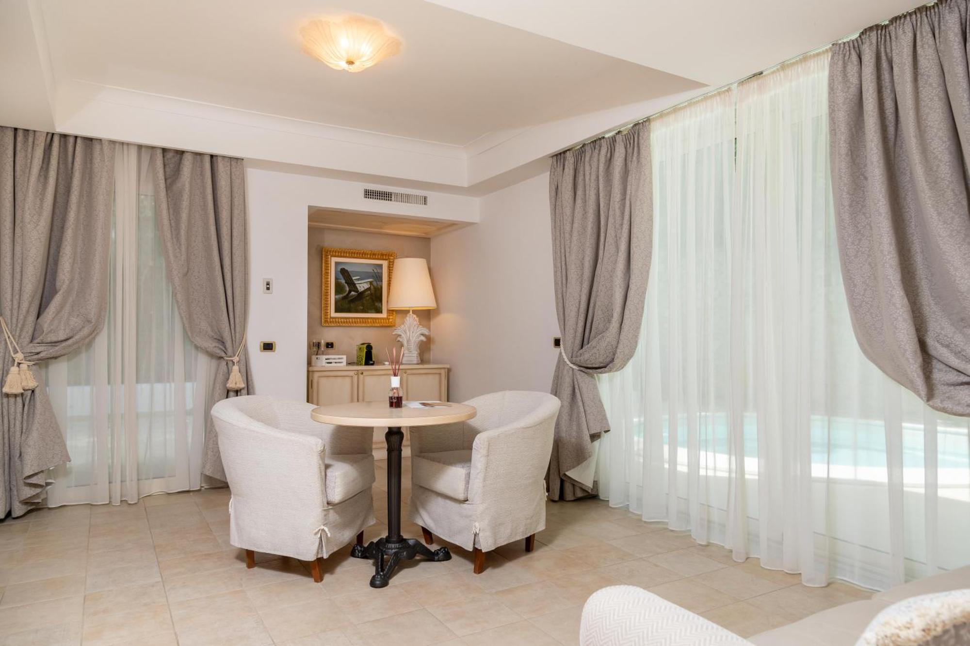 Ah Premium Baia Dei Faraglioni Hotel Mattinata Luaran gambar